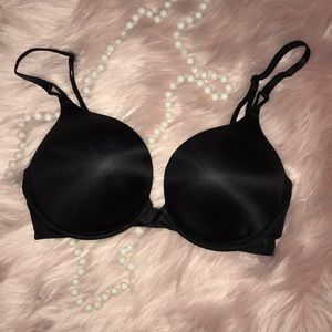 Black bombshell bra reversible straps